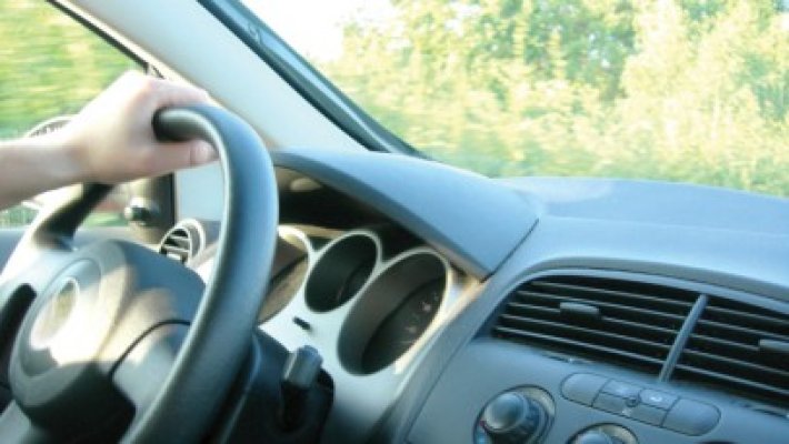 Proiectul noului Cod Rutier ar putea intra miercuri în şedinţa de Guvern